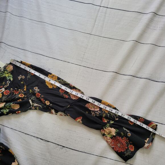 H&M Size 8 Dark Floral Print Long Bell Sleeve Flared Skirt Mini Dress Sheath - Picture 9 of 11